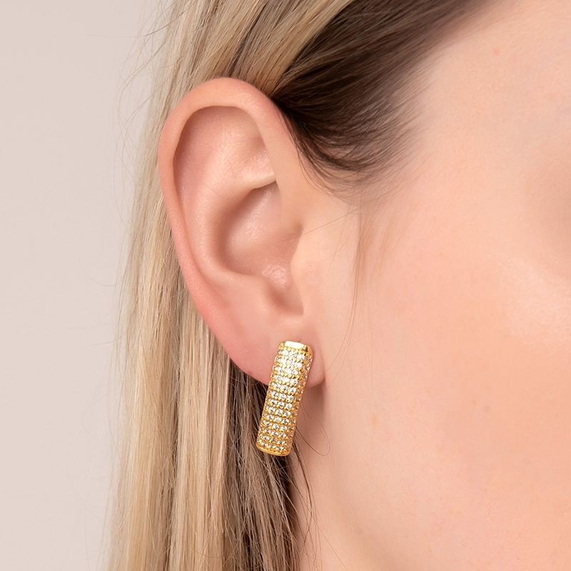 Brinco Micro Zircônias Banhado a Ouro 18k