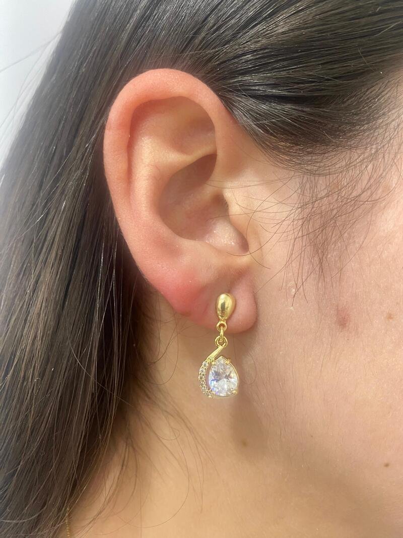 Brinco Zircônia e Micro Zircônias Banhado a Ouro 18k