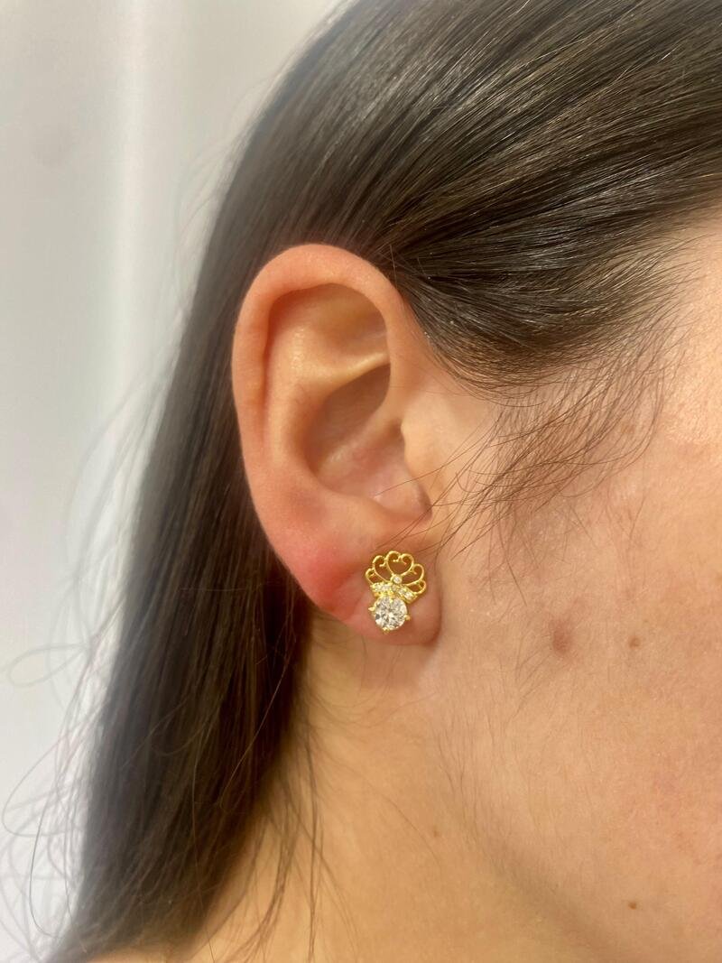Brinco Zircônia e Micro Zircônias Banhado a Ouro 18k