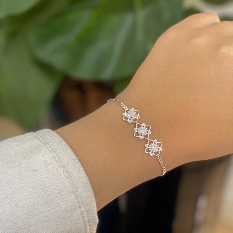Pulseira Flores Prata 925