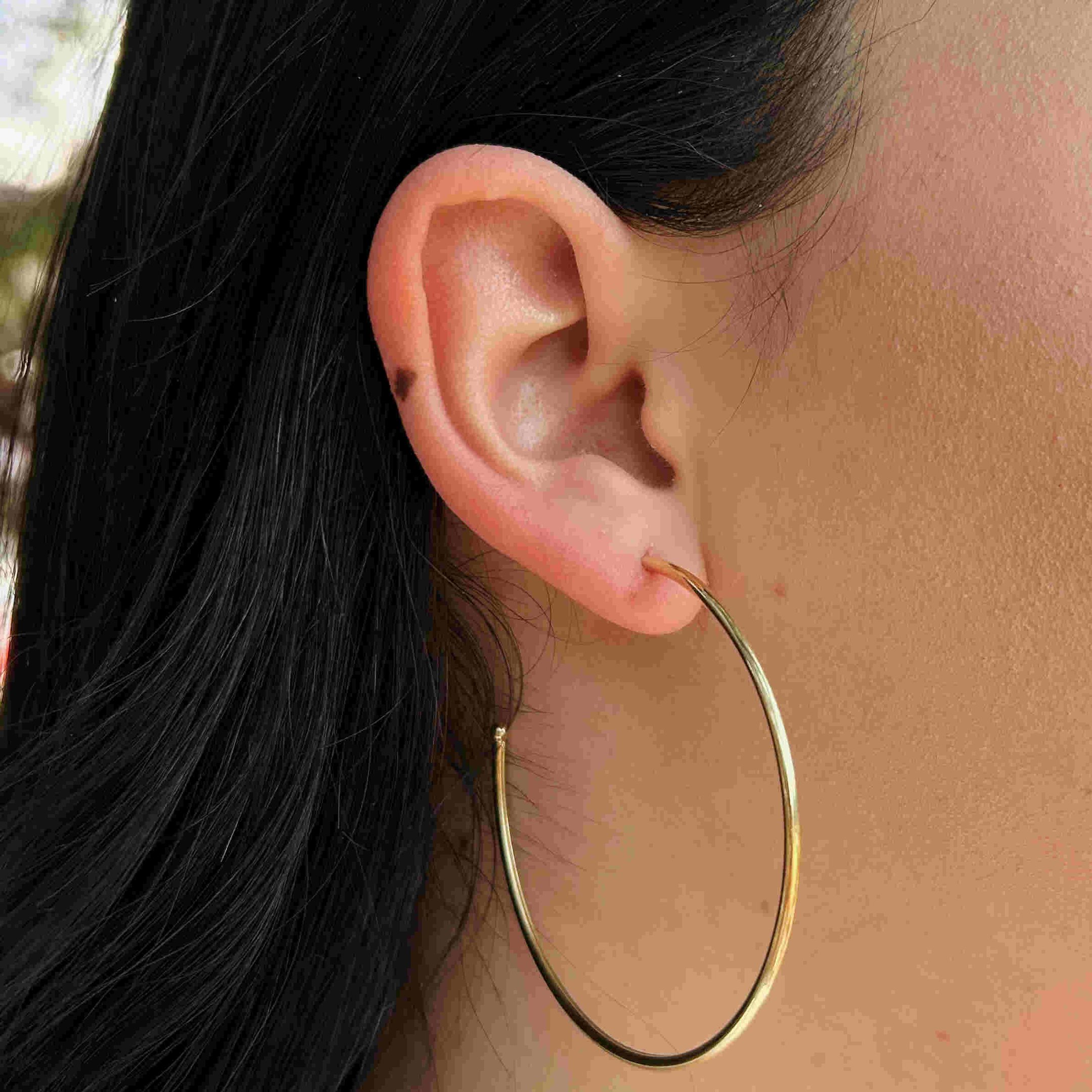 Argola Lisa Aberta Banhado a Ouro 18k