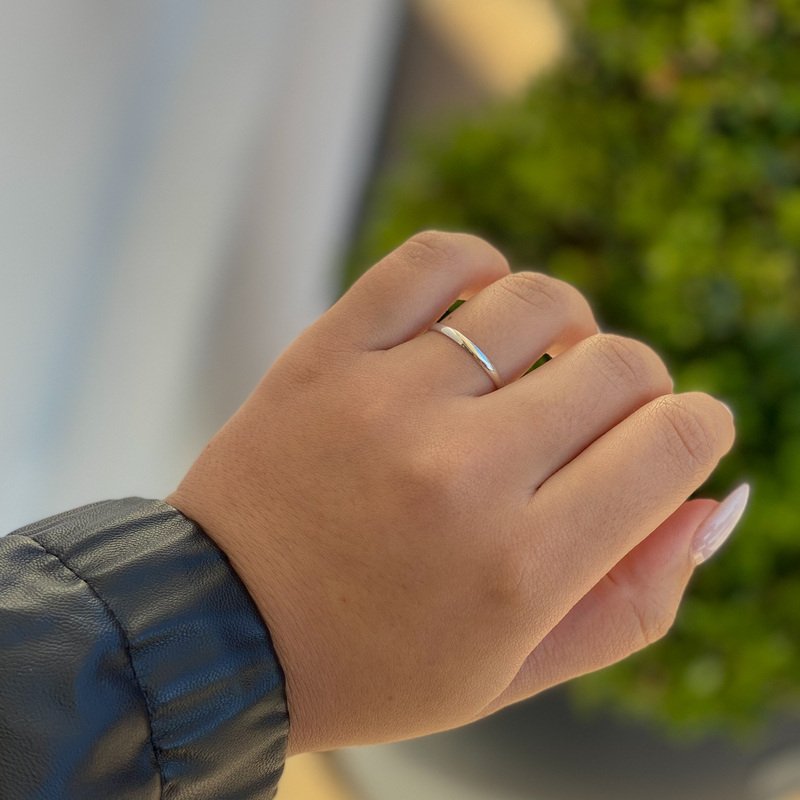 Aliança Meia Cana 2mm Prata 925