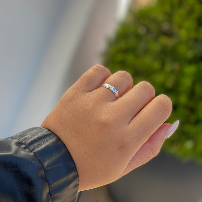 Aliança Meia Cana 4mm Zircônia Prata 925