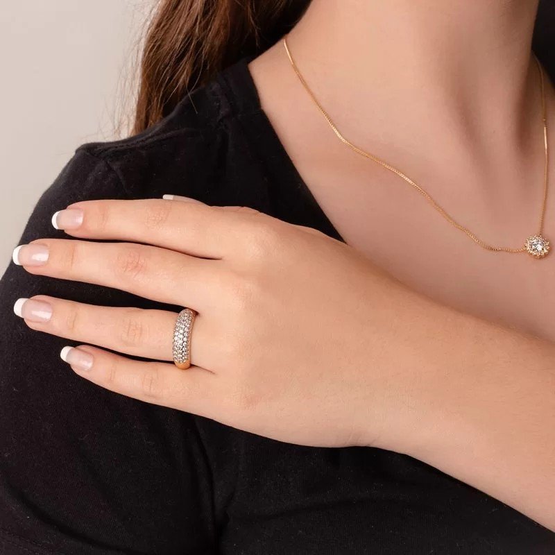 Anel Ródio e Micro Zircônias Banhado a Ouro 18k