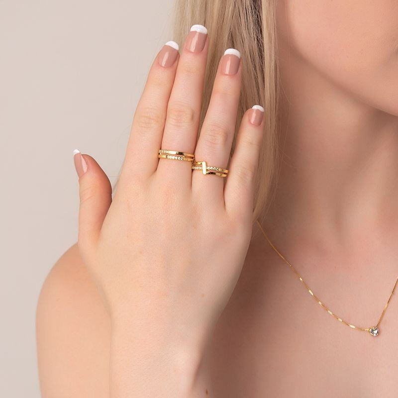 Anel Micro Zircônias Banhado a Ouro 18k