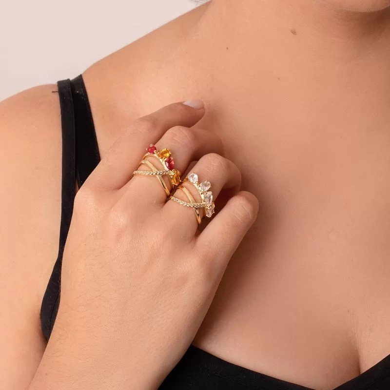 Anel Zircônias e Micro Zircônias Banhado a Ouro 18k
