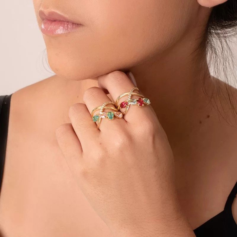 Anel Zircônias e Micro Zircônias Banhado a Ouro 18k