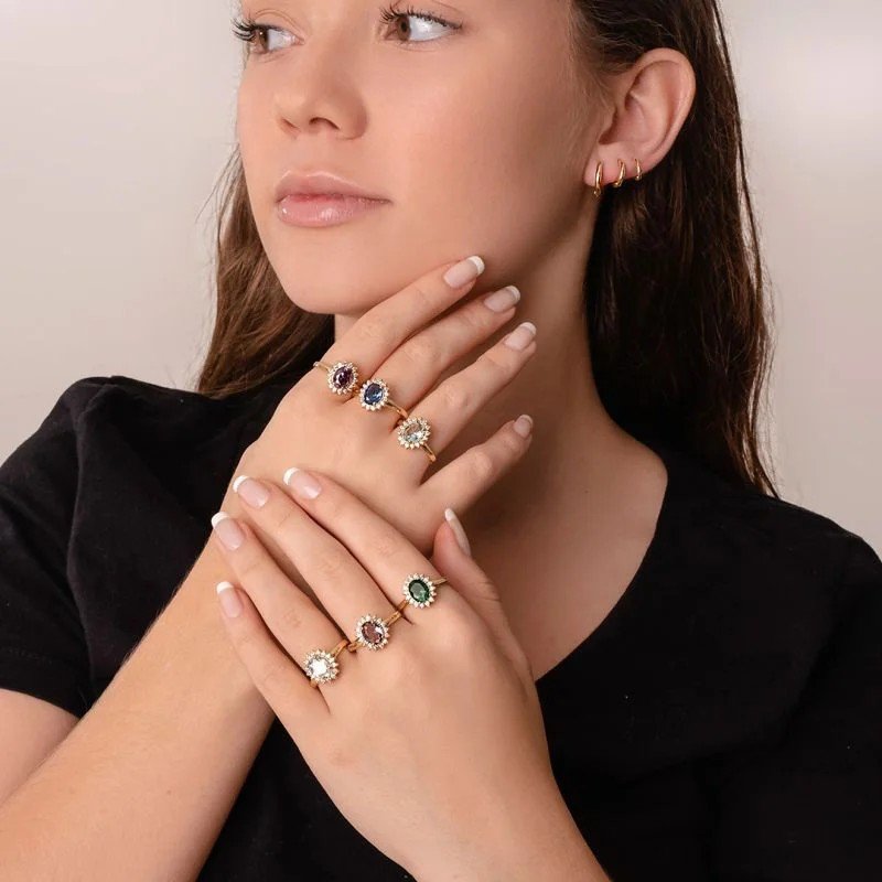 Anel Zircônia Roxa Banhado a Ouro 18k