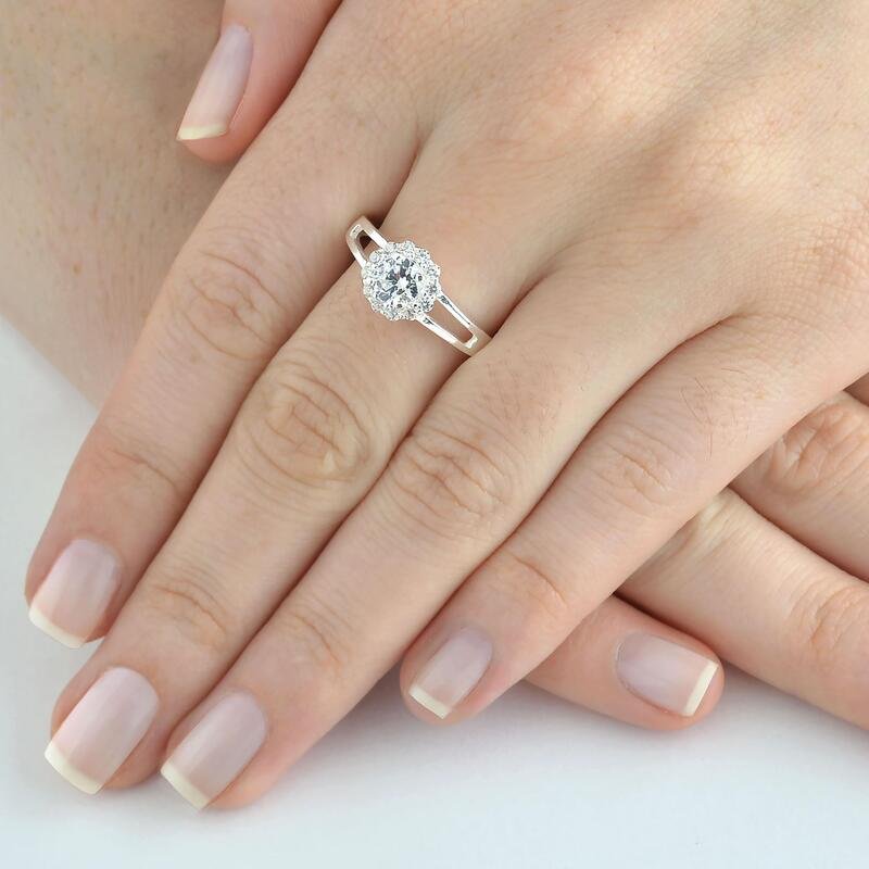 Anel Zircônia e Micro Zircônias Prata 925