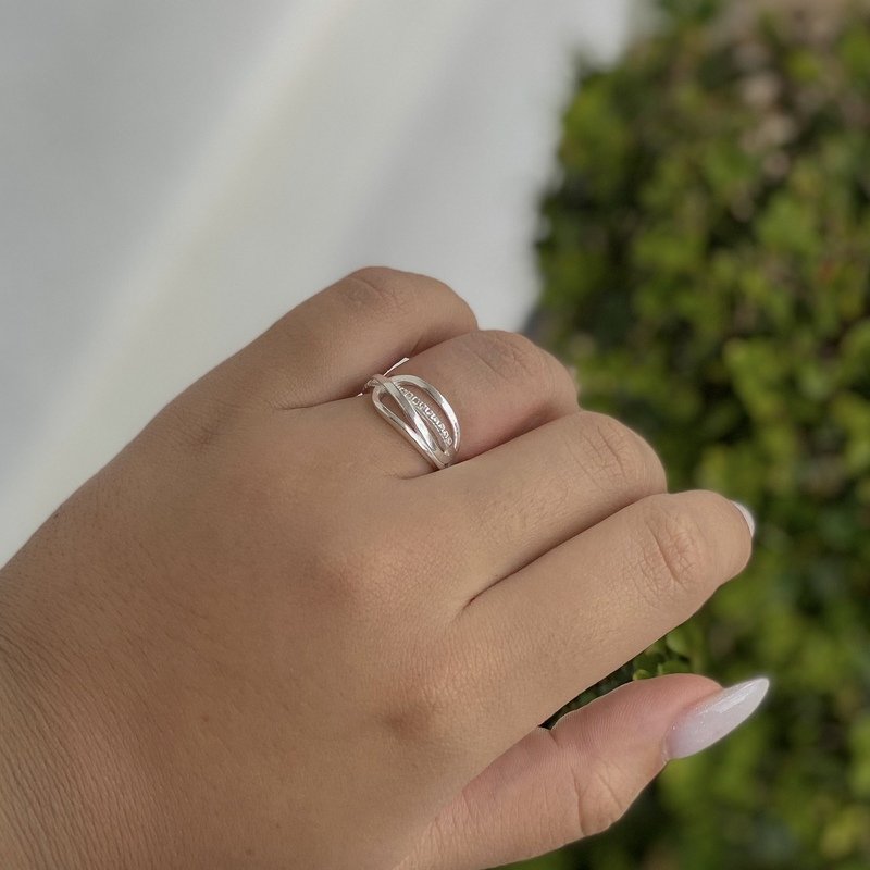 Anel Micros Zircônias Prata 925