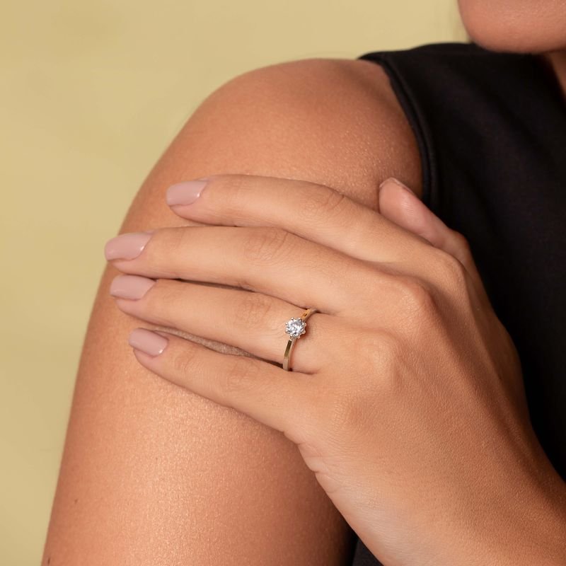 Anel Solitário Filete de Ouro e Prata 925