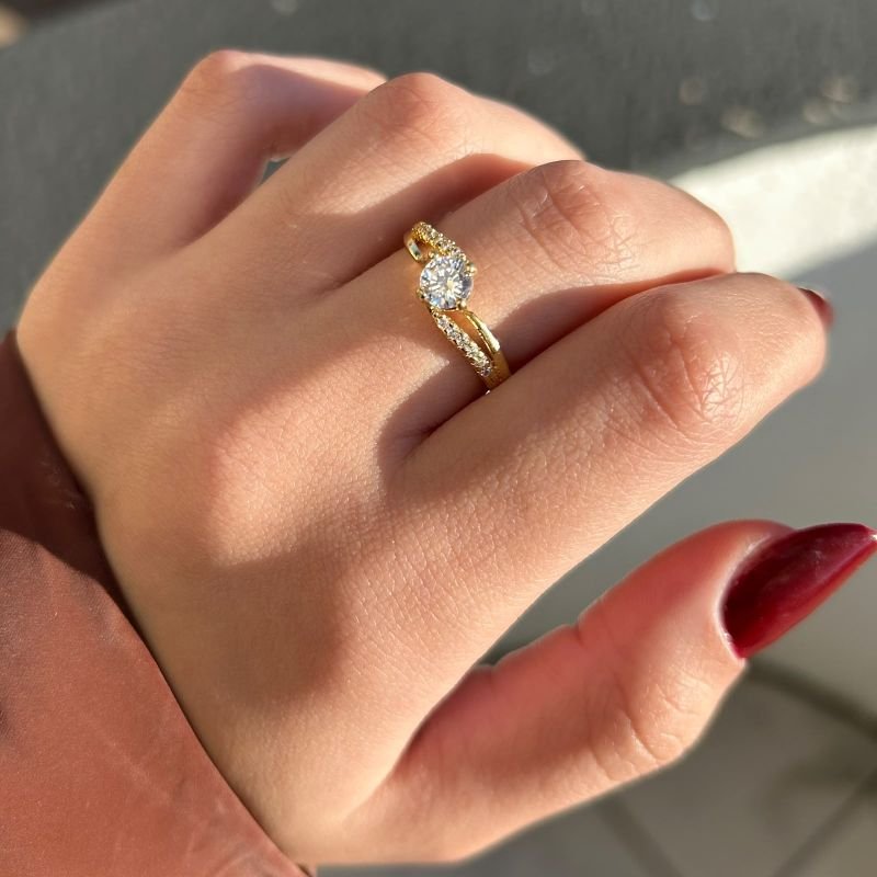 Anel Zircônia Cristal Banhado a Ouro 18k
