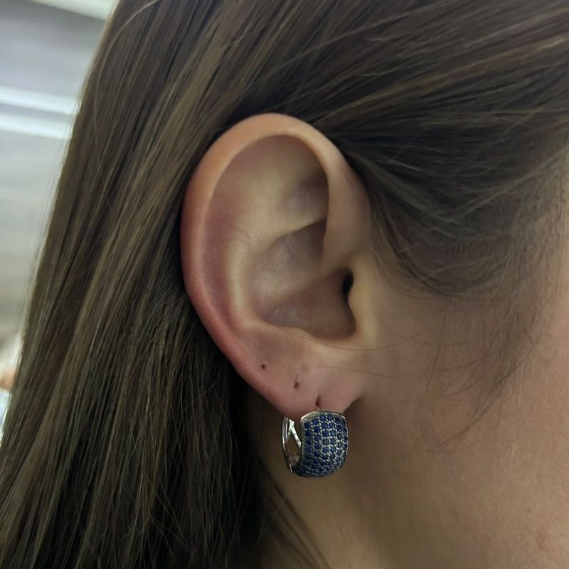 Argola Micros Zircônias Azuis e Ródio Prata 925