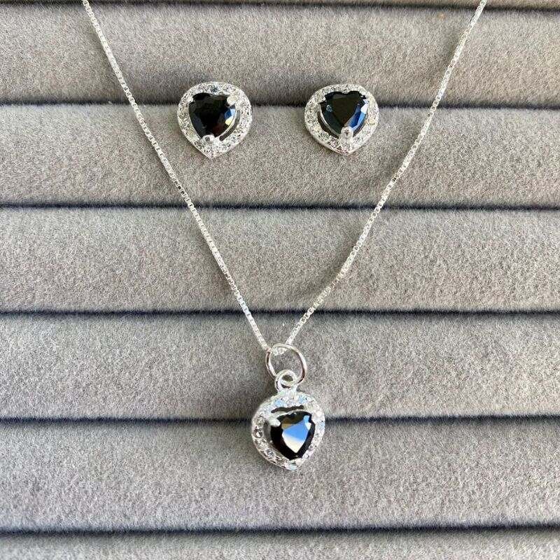 Conjunto Coração e Micros Zircônias Prata 925